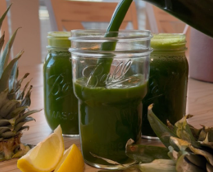 In honor of stpatricks day here are a few of my favorite green juices!