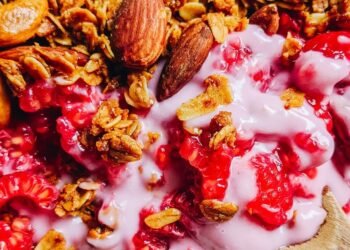 MAPLE VANILLA GRANOLA with RASPBERRY YOGURT