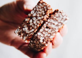 CHOCOLATE PEANUT BUTTER RICE CRISPY SQUARES