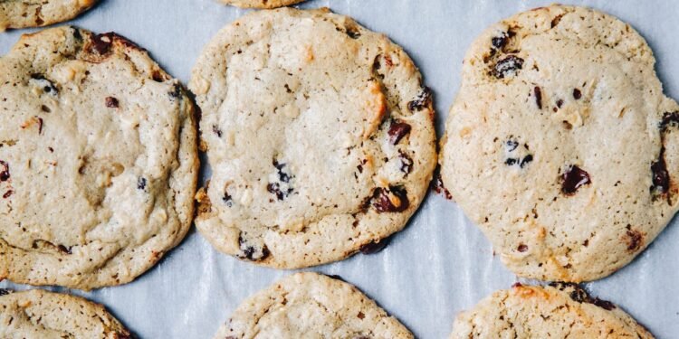 OATMEAL CHOCO CHIP COOKIES (GLUTEN-FREE)