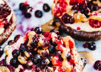 BERRY TARTS with HAZELNUT BANANA FILLING
