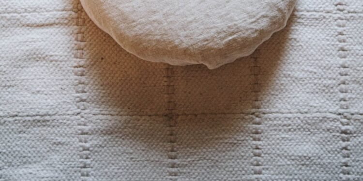 DIY MEDITATION CUSHION (QUICK & CHEAP!)