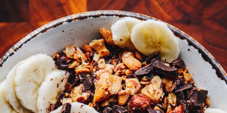 This Rawsome Vegan Life: MAPLE HAZELNUT GRANOLA
