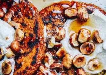 This Rawsome Vegan Life: PUMPKIN PIE PANCAKES