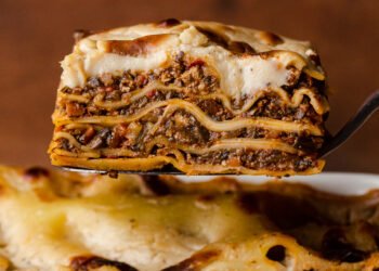 Vegan lasagne – Lazy Cat Kitchen