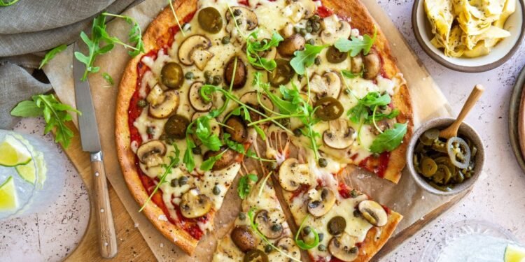 [RECIPE] Banting Mushroom Pizza | Fitness Magazine