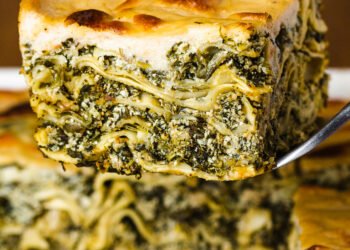 Vegan spinach lasagne – Lazy Cat Kitchen