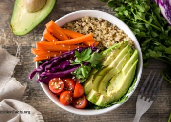 Treating Periodontitis with Diet