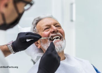 What Are the Best Foods for Gingivitis and Halitosis?