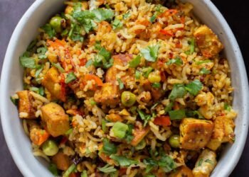Podi Rice – Indian Chili Garlic Peanut fried rice