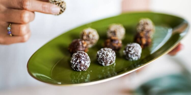[RECIPE] Plant-Based Energy Bites | Fitness Magazine