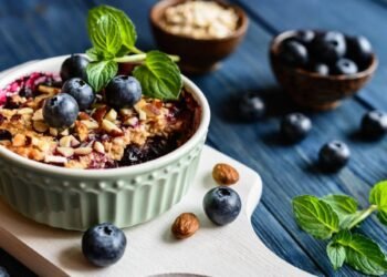 [RECIPE] Blueberry Baked Oats With Whey