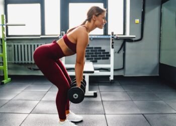 Sculpt an hour-glass figure with shapely, happy hips
