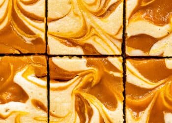 Vegan mango cheesecake bars – Lazy Cat Kitchen