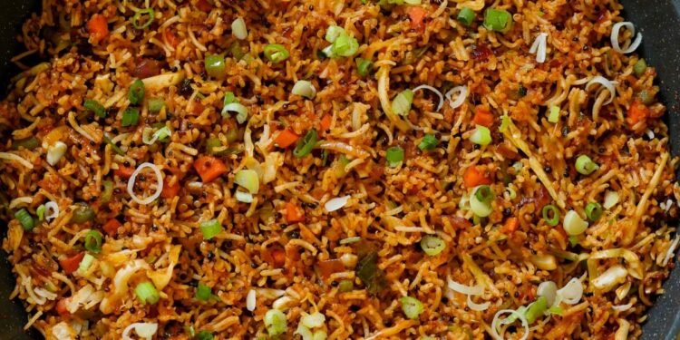 Easy Schezwan Fried Rice (30 minutes, one-pan meal)