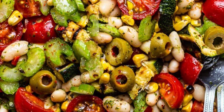 White bean salad with summer vegetables