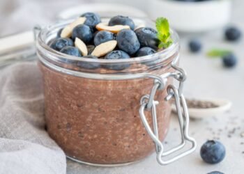 [RECIPE] Choc Chia Seed Breakfast Cup
