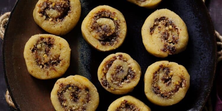 Gujiya Peda (Indian Fusion Dessert)