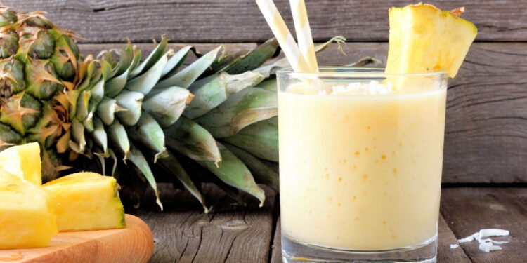 [RECIPE] Pineapple Express Smoothie | Fitness Magazine