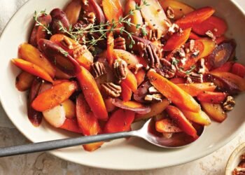 Maple-Glazed Carrots with Thyme Recipe