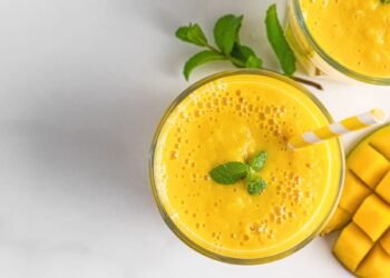 [RECIPE] Tropical Symphony Smoothie | Fitness Magazine