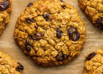 Vegan oat raisin cookies – Lazy Cat Kitchen