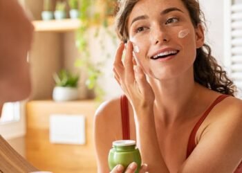 3 reasons to use organic skincare products