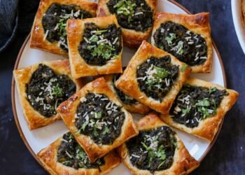 Indian-Spiced Spinach Puff Pastry