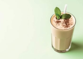[RECIPE] Choc Peppermint Protein Smoothie