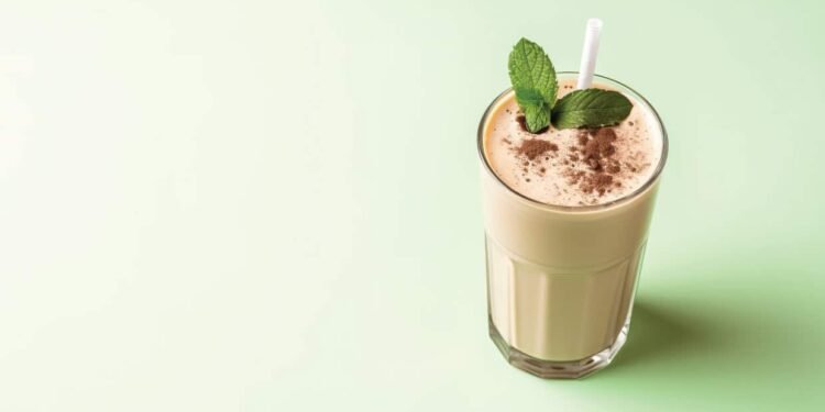 [RECIPE] Choc Peppermint Protein Smoothie