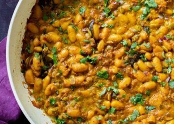 Spicy White Bean Stew, Kerala-Style