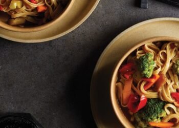 Brown Rice Noodle Bowls with Ginger-Garlic Sauce Recipe