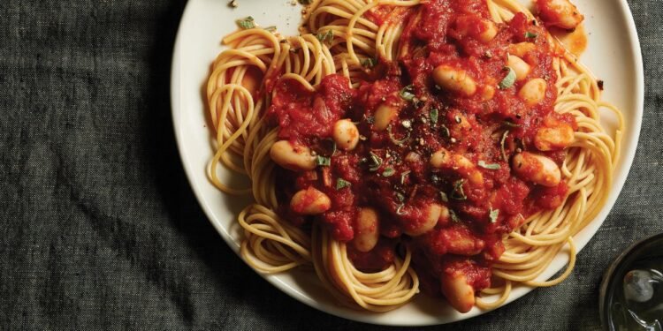Spaghetti with White Beans and Shallot-Sage Marinara Recipe