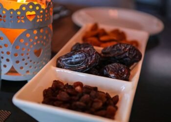 Ditch the Sugar Cravings with Healthy Date Smoothies: 10 Miraculous Benefits