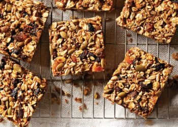 Crunchy Grain, Seed, and Dried Fruit Bars Recipe