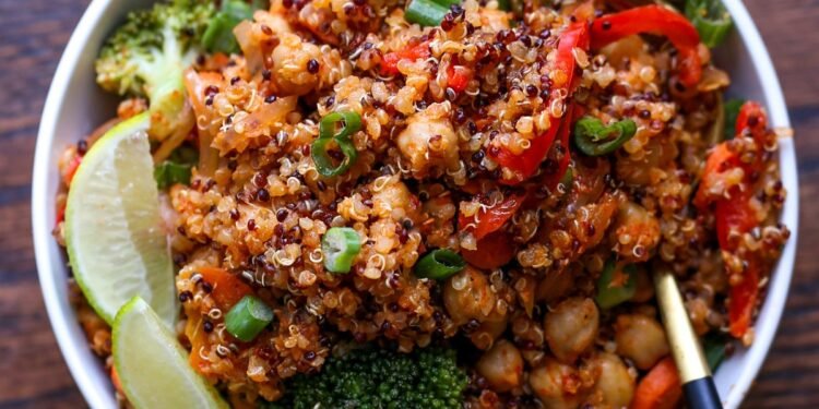 Spicy Quinoa Casserole with Chickpeas