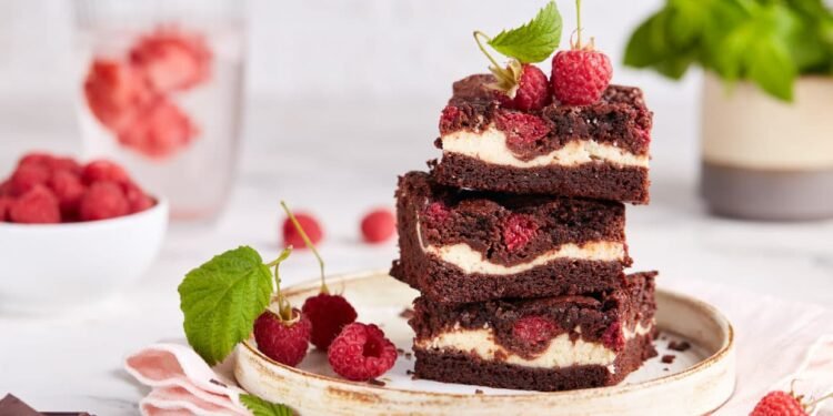 [RECIPE] Raspberry Swirl Protein Brownies