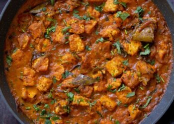 Tofu Pepper Fry (South Indian onion black pepper curry)