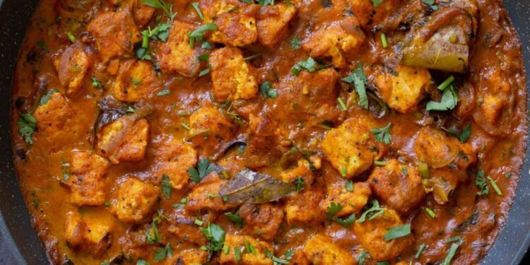 Tofu Pepper Fry (South Indian onion black pepper curry)