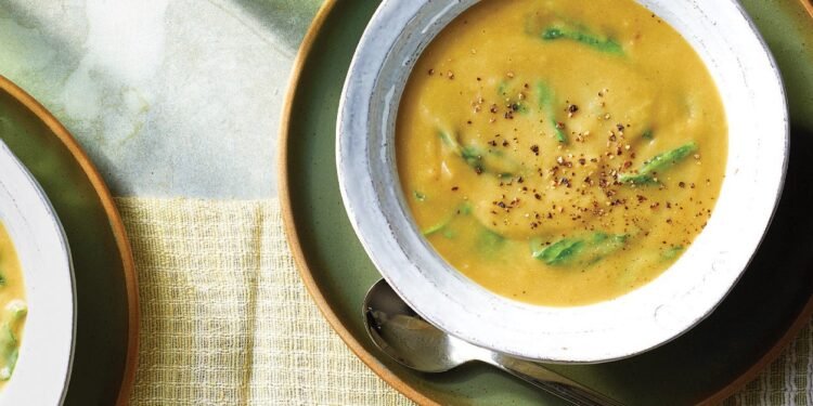 Creamy Spinach and Artichoke Soup Recipe