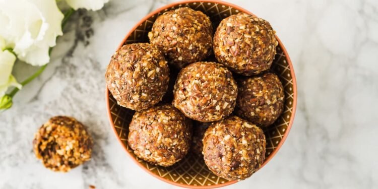 [RECIPE] Energy Boost Date Balls