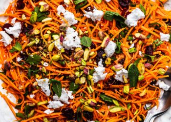 Carrot salad with citrus dressing