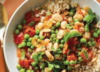 Spanish-Style Fava Beans Recipe – Forks Over Knives