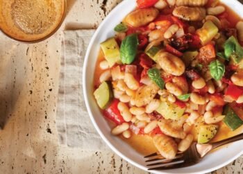 Quick Gnocchi with Zucchini, Tomato, and White Beans