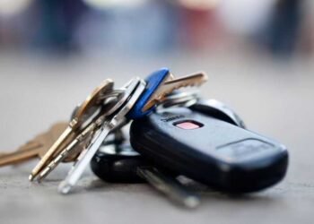 Warning: You shouldn’t attach any other keys to your ignition key