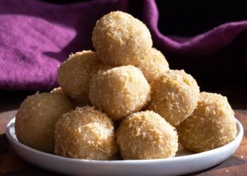 Lemon Coconut Energy Bites