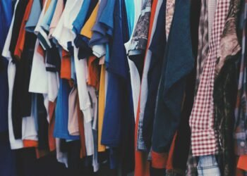 Avoid This Popular Clothing Material That Is Releasing Microplastics Into Your Bloodstream Every Time It Touches Your Body