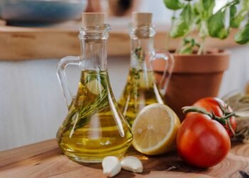 Unlocking the Secret Benefits of Olive Oil and Lemon Juice: Your Health’s Best Friends
