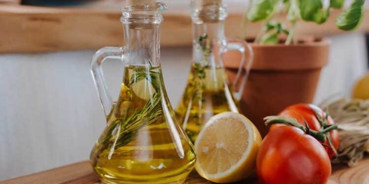 Unlocking the Secret Benefits of Olive Oil and Lemon Juice: Your Health’s Best Friends