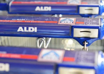 Today I Found Out Why Aldi Makes Customers Pay for Shopping Carts